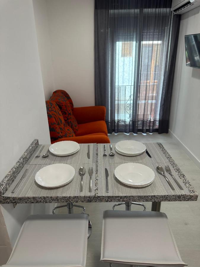 Piso En El Centro De Granada Apartamento Exterior foto